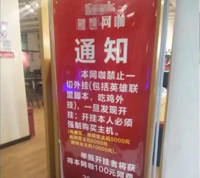 lv老花大麻将包挂饰（lv麻将包大号新款是哪年出的）