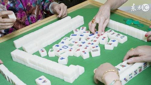 快手直播怎么挂麻将牌教程（快手怎么直播打麻将的视频教程）