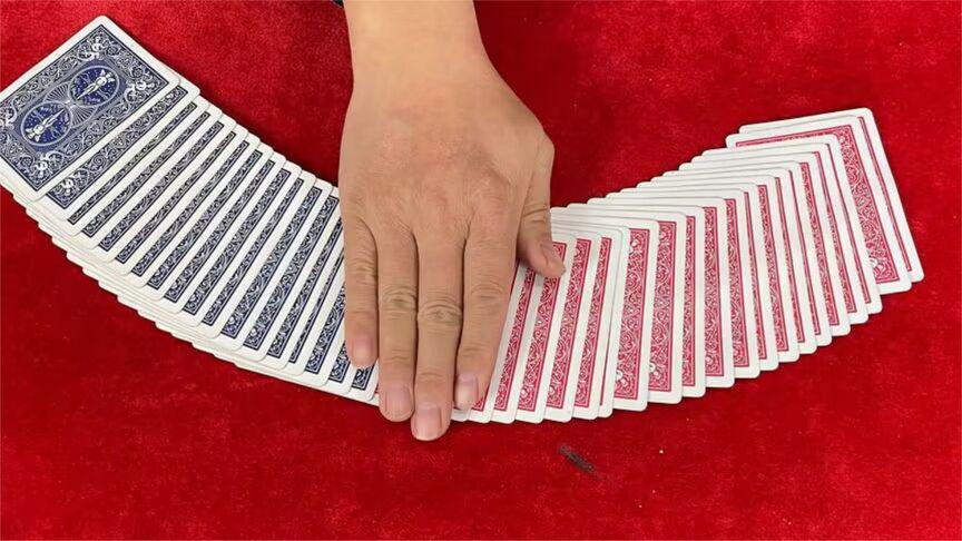新教你‘‘纸牌简单作假方法_《爱问知识人 使用说明》