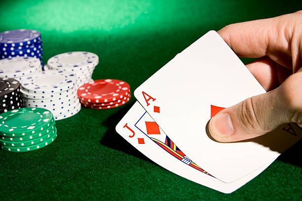 三分钟了解&quot;hhpoker作弊辅助—真实可以装挂