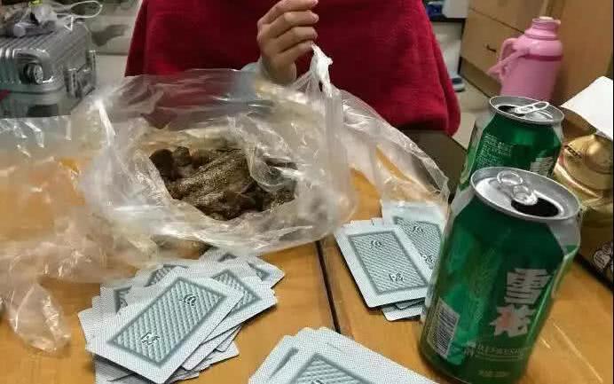 必看盘点揭秘!普通扑克牌赢钱规律技巧“推荐8个购买渠道