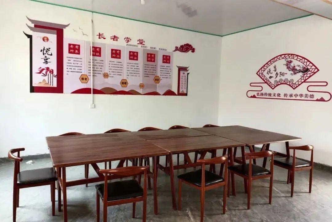 棋牌室门牌可以挂屋顶上吗（棋牌室门牌可以挂屋顶上吗图片）
