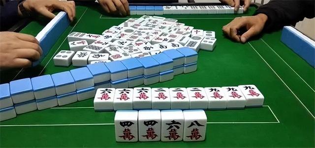 家家江西麻将挂两人（江西麻将教学视频）